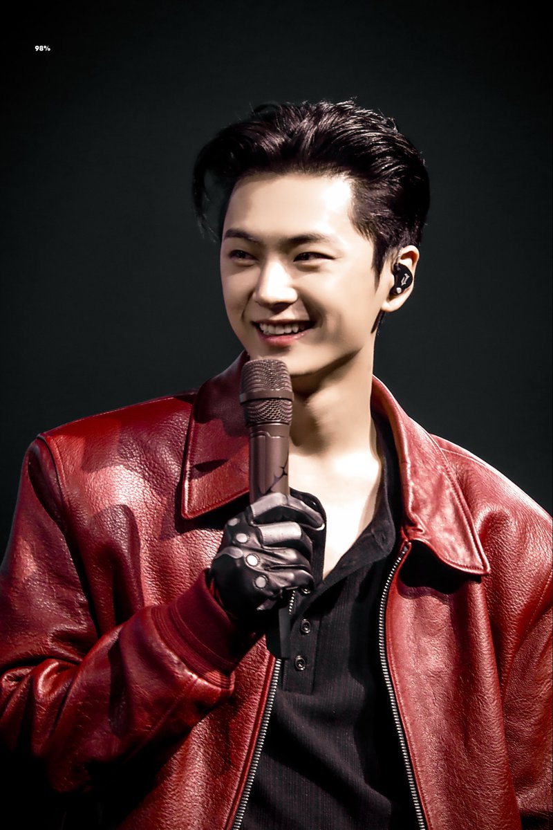 𝟗𝟖% tweet media