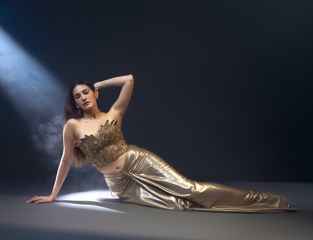 G4Fr92SWQAAQS51?format=jpg&name=medium