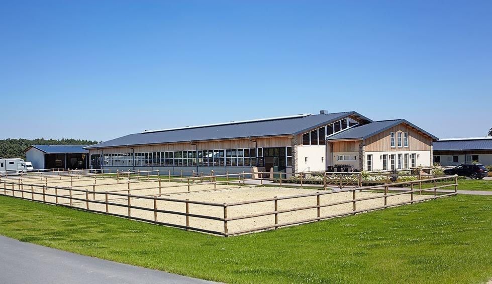 grooms_list's tweet image. JL138996 Germany – Experienced Home Groom required, Dressage 

*No mucking out! 🙂 *Single accommodation *Own horse &amp;amp; pets possible 

thegroomslist.co.uk/equine-jobs/13… 

#jobsingermany #Dressage #internationaldressage #dressagejobs #thegroomslist #careeropportunity #careergrooms