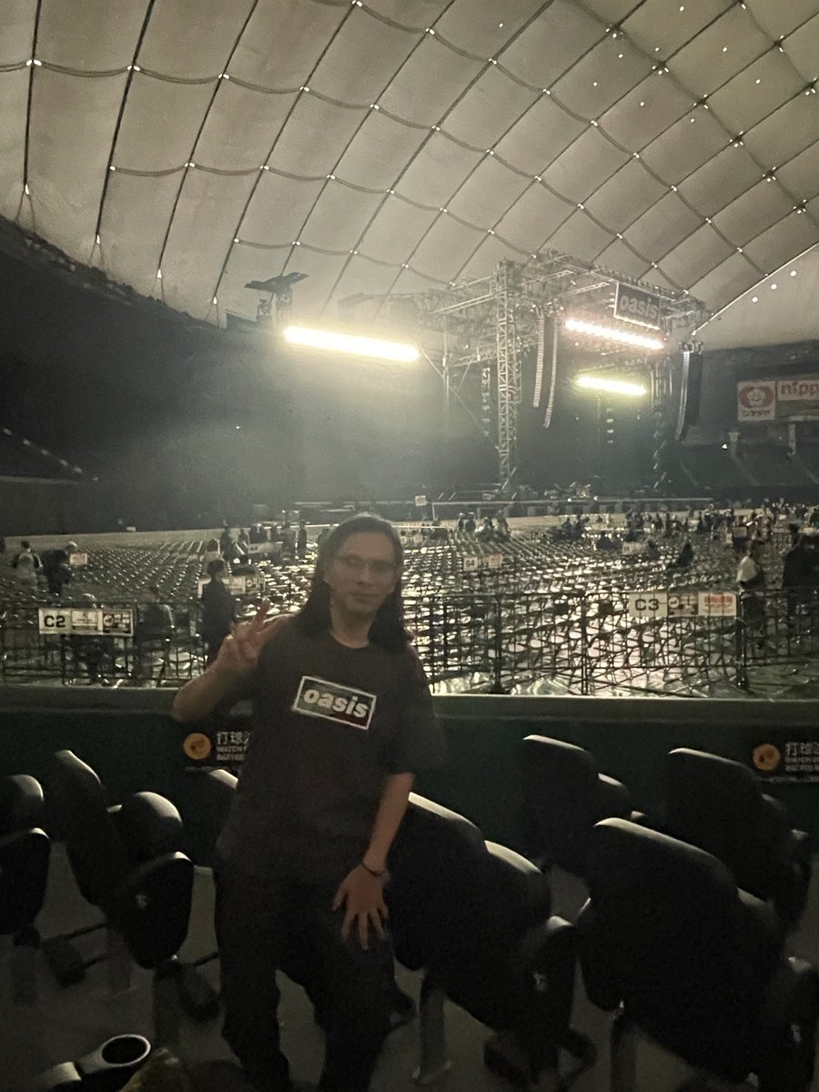 MineoShinji's tweet photo. 京都でのいろんな事を思い出す。
タカジくん、オレ来たよ〜
#oasislive25
#studio37 https://t.co/0hr6ZjR5qo
