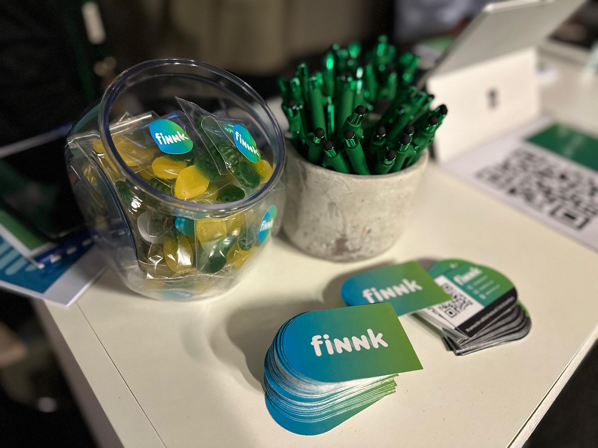 ¡Ya estamos en #RankiaMarketsExperience <a href="/Rankia/">Rankia</a>!

Nuestro equipo ya ha empezado a recibir las primeras visitas del día, y, en unos minutos nuestros compañeros, Maria y Oscar, participarán con su 'IA aplicada a Carteras de Fondos'. 

No te lo puedes perder:
 🕤 9:25h
 📍 Sala