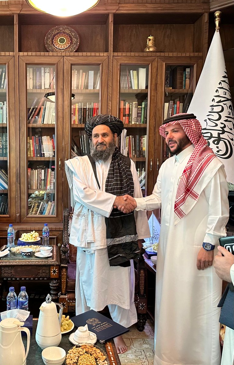 1/3: Deputy PM for Economic Affairs Meets with CEO of Delta International Company

On October 24, 2025, the Deputy PM for Economic Affairs, Mullah Abdul Ghani Baradar Akhund, met with the Chief Executive Officer of the Saudi Arabian “Delta International” Company, Shahir Al-Taqi,