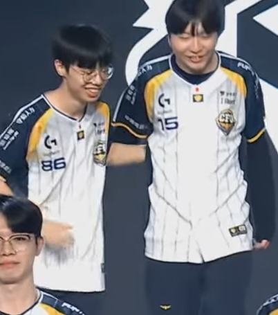 CTBC_cfo's tweet photo. This is what its all about, Family. Driver🫂Rest #CFOWIN https://t.co/soDazKSdM9