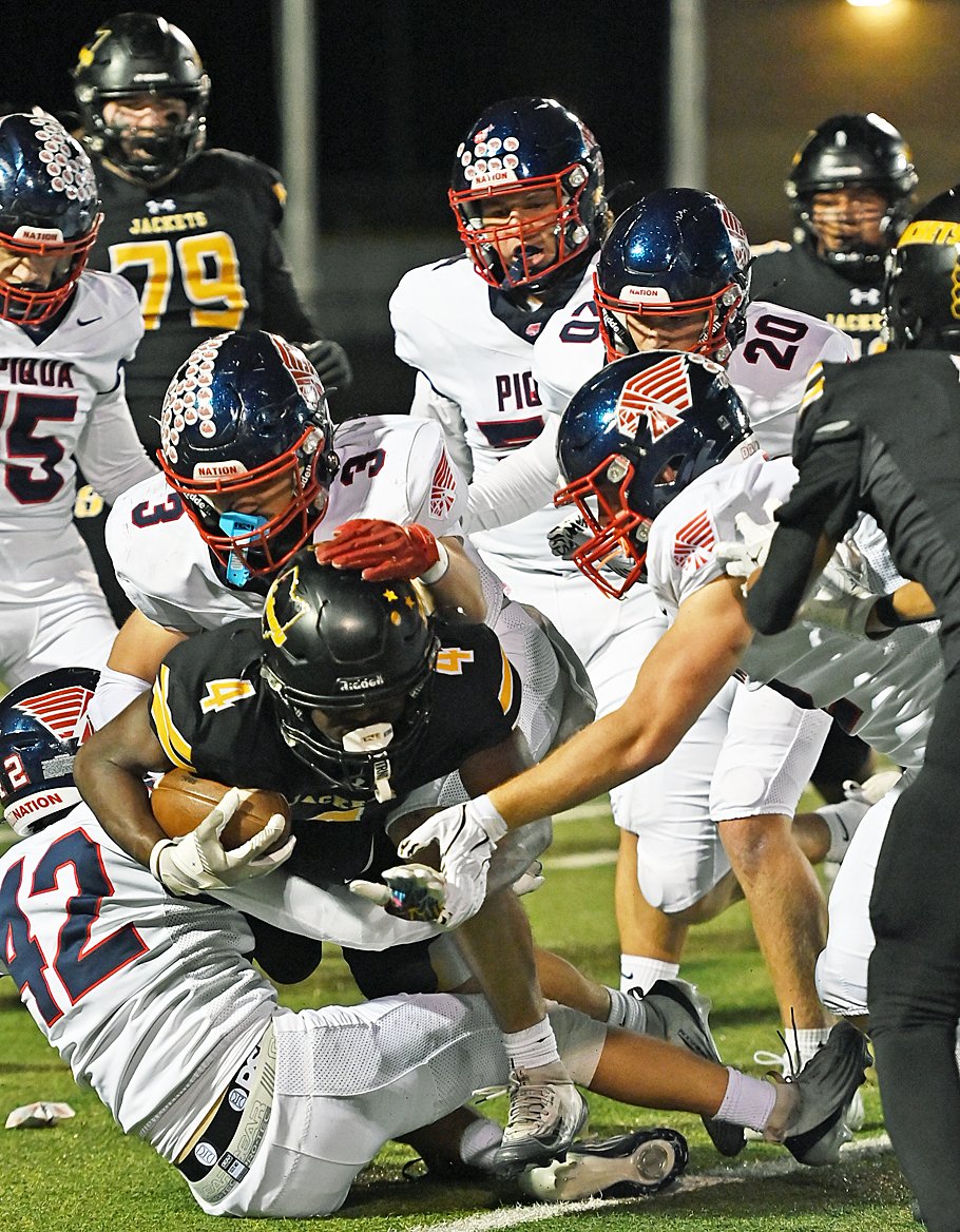 Piqua Heading To Playoffs On 4-game Win Streak After Holding Off Sidney bit.ly/43vckih