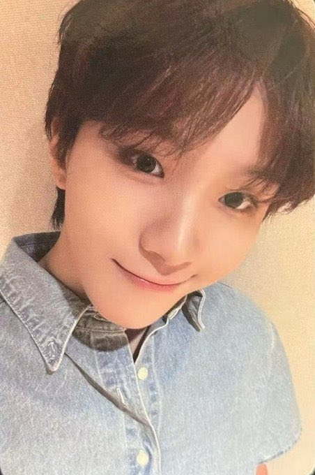 w0oo_6's tweet photo. 이 뽀용뽀짝하신분 누구죠 갖고싶네요. https://t.co/s1xRyvgKpG