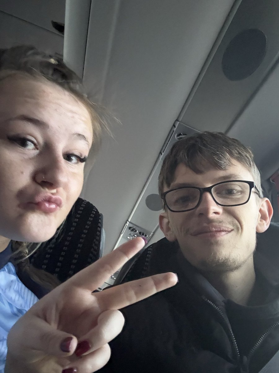 En route to hull 🔴⚪️🔴⚪️ #cafc <a href="/cafcevieray/">Evie-Ray Shepherd</a>