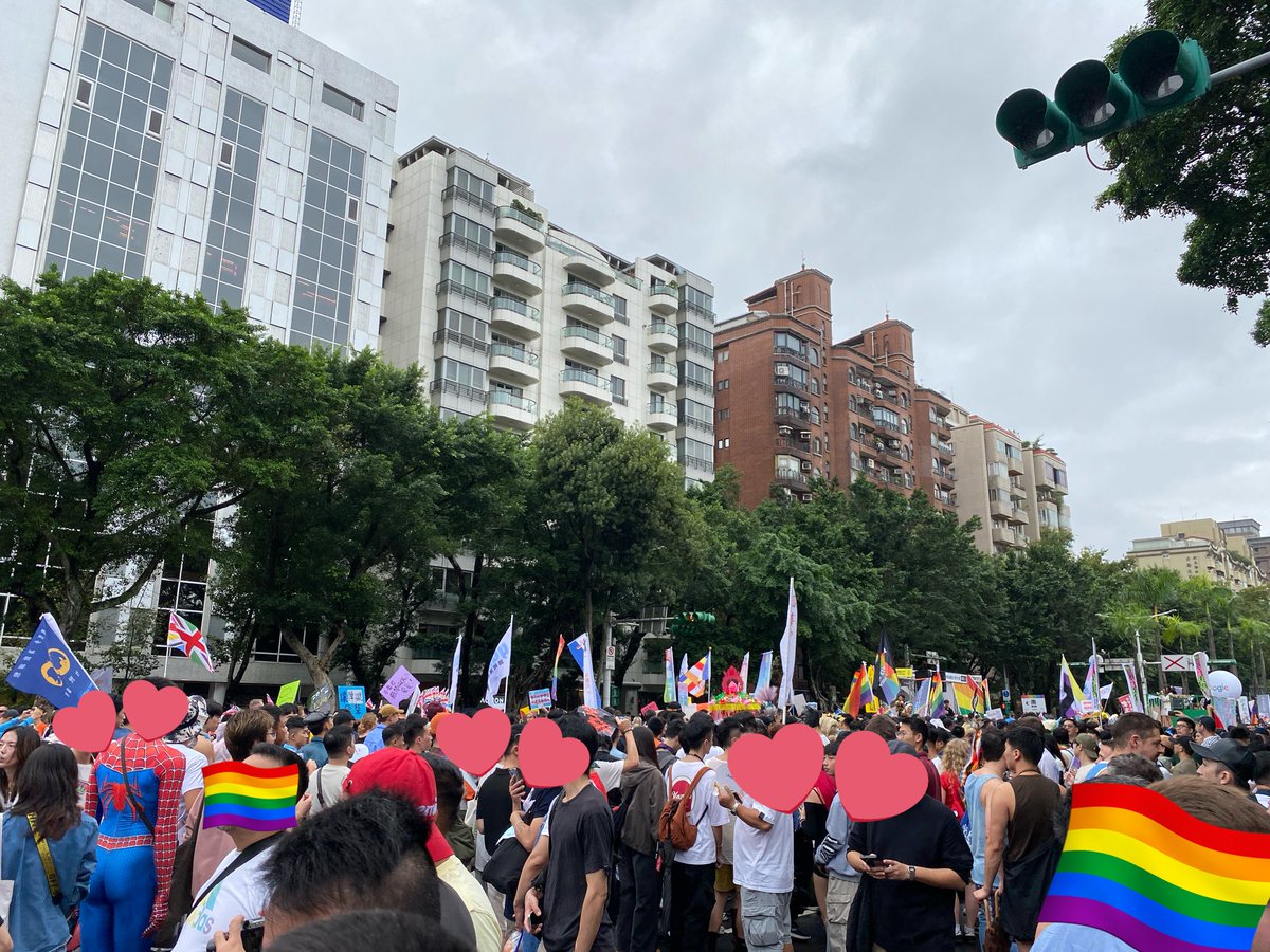 FayeYokoTaiwan's tweet image. Happy Taiwan Pride!🇹🇼 🏳️‍🌈
May all our beautiful LGBTQ+ people be surrounded with immense love. You are loved. Be proud! 🌈

#TaiwanPride
#PrideMonth
#Pride