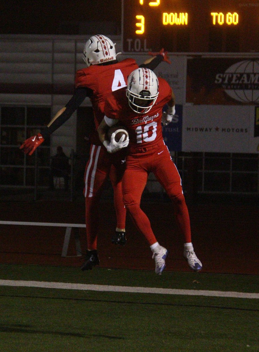 In the wake of back-to-back multi-score defeats, <a href="/McPhersonHSFB/">McPherson HS Football</a> regained its lost momentum as the Bullpups took down rival Buhler 21-15 Friday night to end the regular season with a 5-3 record.

Story: mcphersonsentinel.com/bullpups-re-di… #KSPreps <a href="/MHSBullpups/">McPherson HS</a>