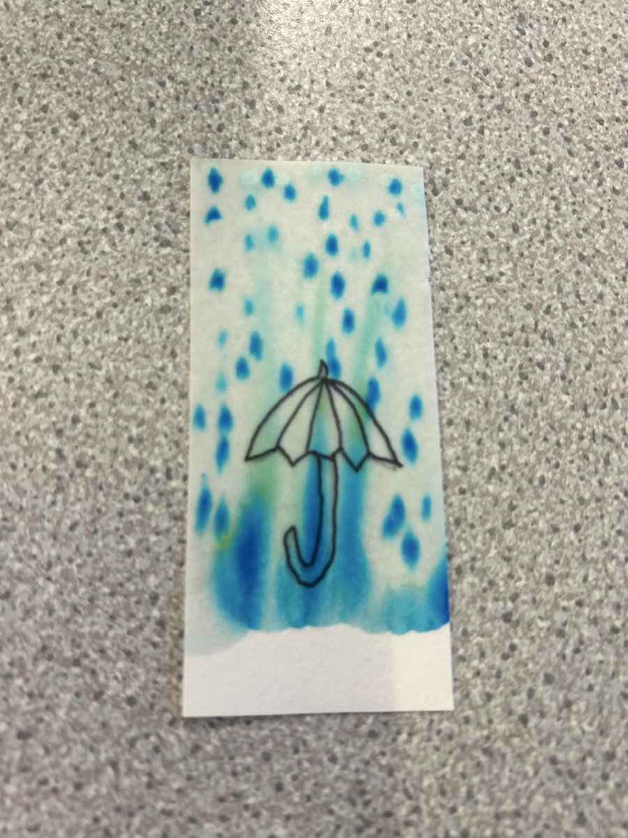 ScienceDYF's tweet image. Year 10 getting creative with Chromatography! 🥼🥼🥼
