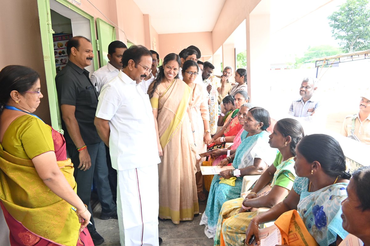 SalemRRajendran's tweet photo. கழகத் தலைவர்,மாண்புமிகு தமிழ்நாடு முதலமைச்சர் @mkstalin அவர்களின் சீர்மிகு நான்காண்டு #திராவிடமாடல் ஆட்சியில், மக்கள் நலன் காத்திட, குடும்பத்தின் நலன் போற்றிட, சேலம் மத்திய மாவட்டம்- காடையாம்பட்டி கிழக்கு ஒன்றியத்தில் 
நடைபெறும் #நலம்_காக்கும்_ஸ்டாலின் பல்நோக்கு சிறப்பு மருத்துவ முகாமினை நேரில் பார்வையிட்டு ஆய்வு மேற்கொண்டேன்.மேலும் பயனர்களுக்கு அனைத்துப் பரிசோதனை முடிவுகள் உள்ளடக்கிய மருத்துவக் கோப்புகளை வழங்கினேன்.
இந்நிகழ்வில் சேலம் மாவட்ட ஆட்சித் தலைவர் திருமதி.பிருந்தா தேவி,துறை சார்ந்த அதிகாரிகள், கழக உடன்பிறப்புகள், பொதுமக்கள் கலந்து கொண்டனர்.