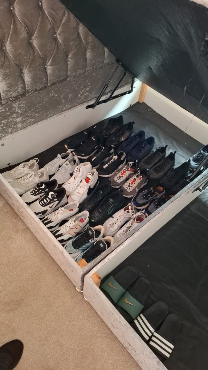 masterdaws's tweet image. Half of my trainer collection 😂