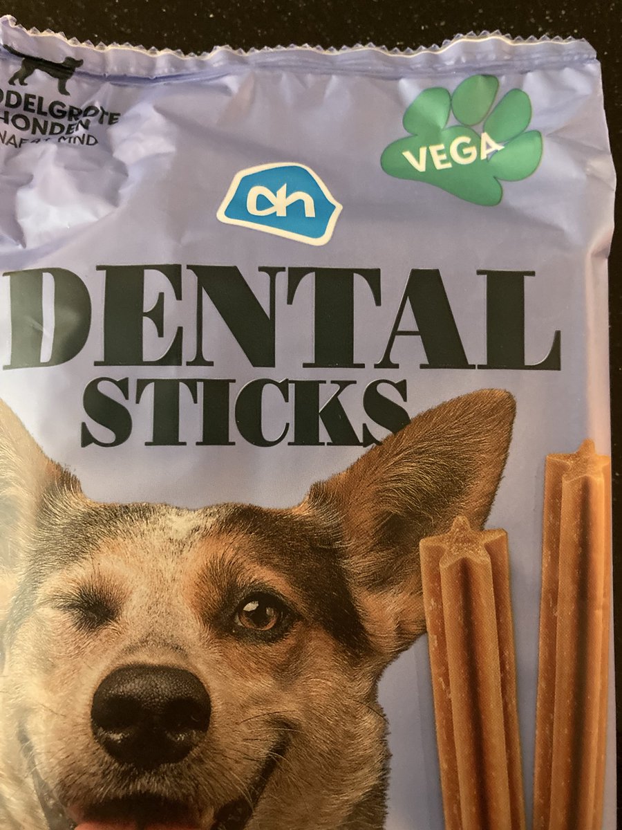 Waarom? @AH? Vega hondensnacks?