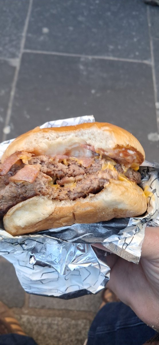 Up the Wendy's on a Half Day Mags
#Hwtl