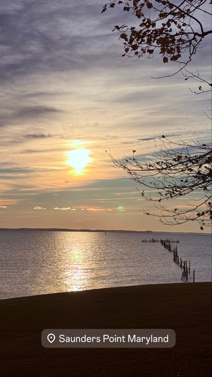 greg314's tweet photo. Sunrise over the Chesapeake Bay. https://t.co/DSSmhQfCZ1