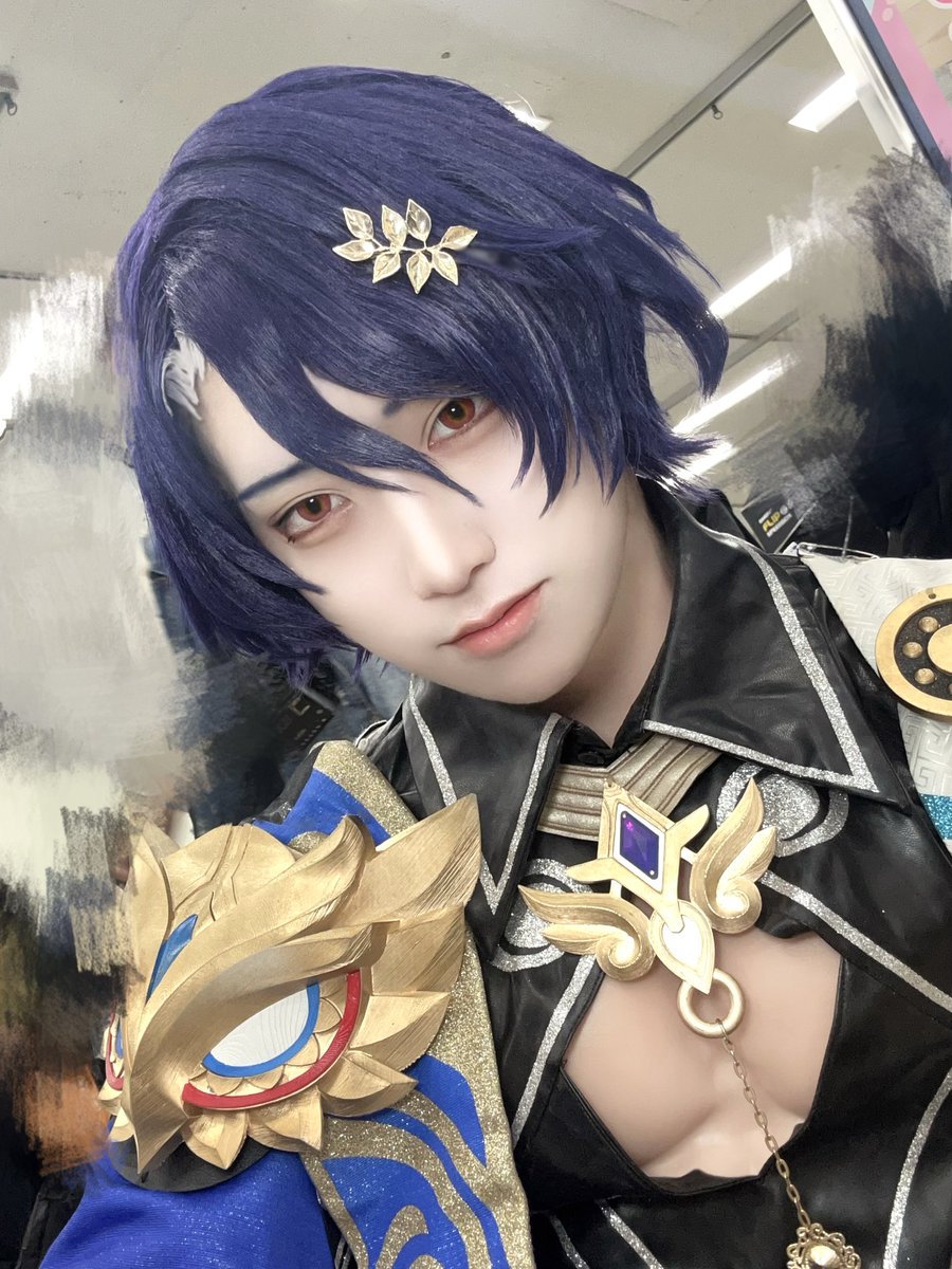 cos (再掲)

池ハロお疲れ様でしたーーーーー！
レイシオでいました🛁
人多すぎてすごかった😵‍💫🌀

#池ハロ2025