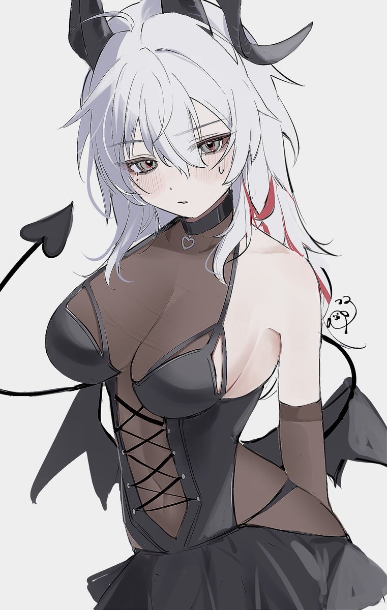 ハロウィンの衣装、ほんとにこれ？