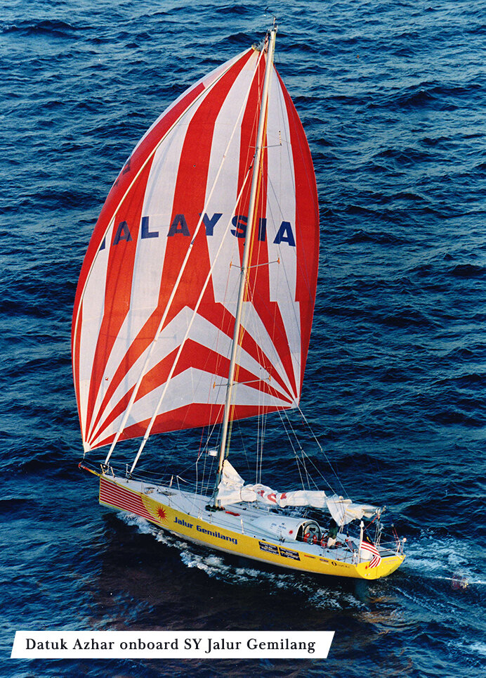 FaktaBukanAuta's tweet photo. Sedih betul lihat keadaan terkini Yacht Jalur Gemilang - kapal layar yg digunakan Azhar Mansor utk mengelilingi dunia tahun 1999 dulu.

Dulu ni kerajaan keluar modal RM2 juta modify kapal layar ni supaya Azhar Mansor dapat mengharumkan nama Malaysia.

Sayang sungguh. Kalau kat Eropah ni bahan sejarah camni dah tentu depa jaga elok-elok. 

📷 Khamaruzaman