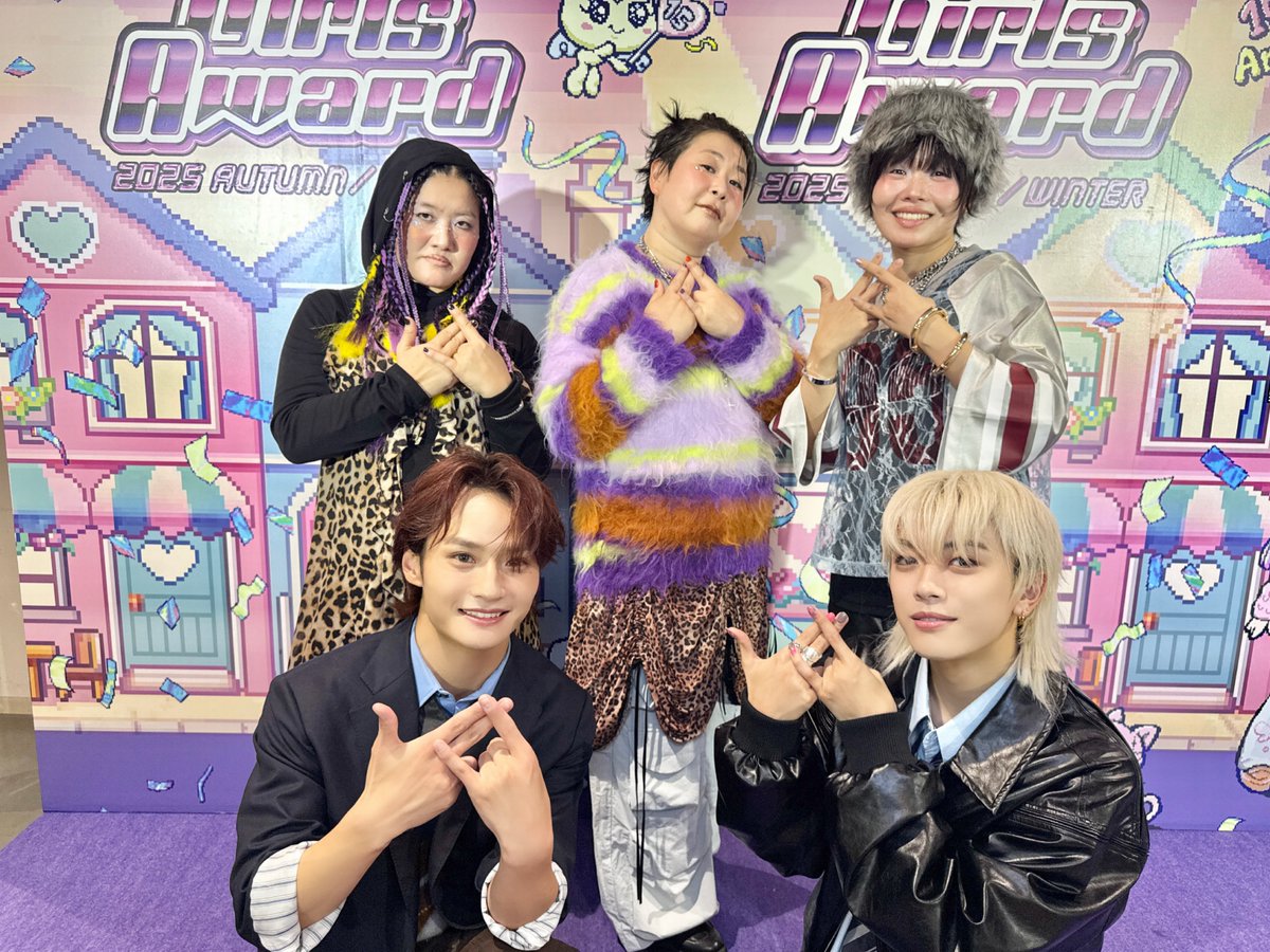 official_DXTEEN's tweet image. [📸] #ガルアワ2025AW にて

#MyM さんと！
ありがとうございました☺︎

🔗vt.tiktok.com/ZSUT3Led2/

@MyM___official @GirlsAward
#DXTEEN #DXTN #DXTEEN_両片想い
#寺尾香信 #KOSHIN
#平本健 #KEN