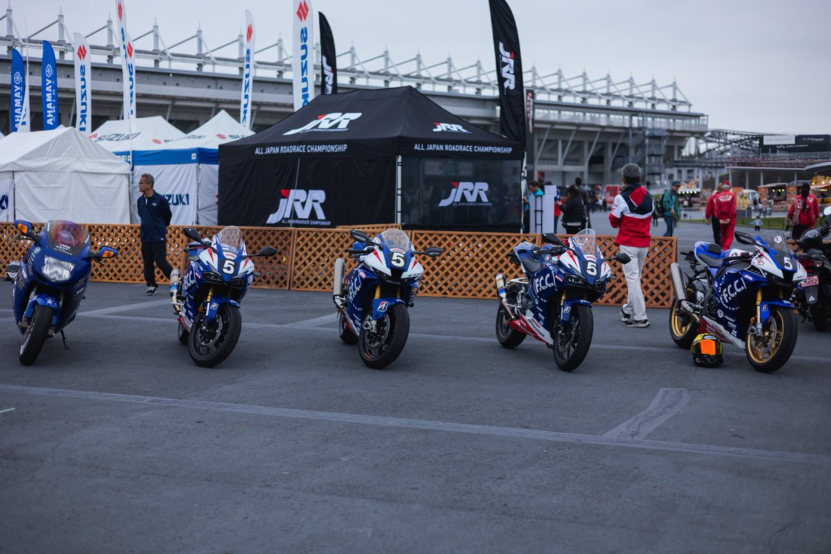 TSR_FRANCE250RR's tweet image. CBRミーティングの写真ほぼTSRカラーしか撮ってない🫣
#CBRMT #CBRミーティング #CBR