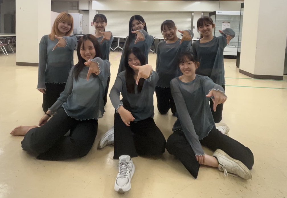 dance_HUSM's tweet photo. 💃医大祭カウントダウン🕺
 ＼本番まであと7日／

今日はJAZZナンバーの皆さんです🌹 しなやかな動きと音楽に溶け込むような表現が魅力✨ 優雅で美しいステージを���ひお楽しみください💓 https://t.co/CKAwJsHfIG