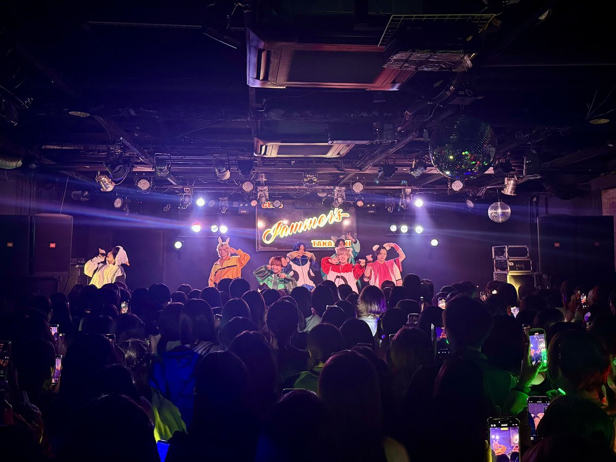 ReLIT 47都道府県ツアー🗾
『アニマル王国 バズリリット』

32ヶ所目・仁科ひびき凱旋🐶
群馬公演、ありがとうございました💫

次は…11月1日(土)鹿児島公演！
1部 ▶ ナマケモノ公演 / ソロ 宮前まさや🐻‍❄️
2部 ▶ アヒル公演 / ソロ 滝かなた🐺

#ReLIT #バズリリット
#りりっと47ツアー