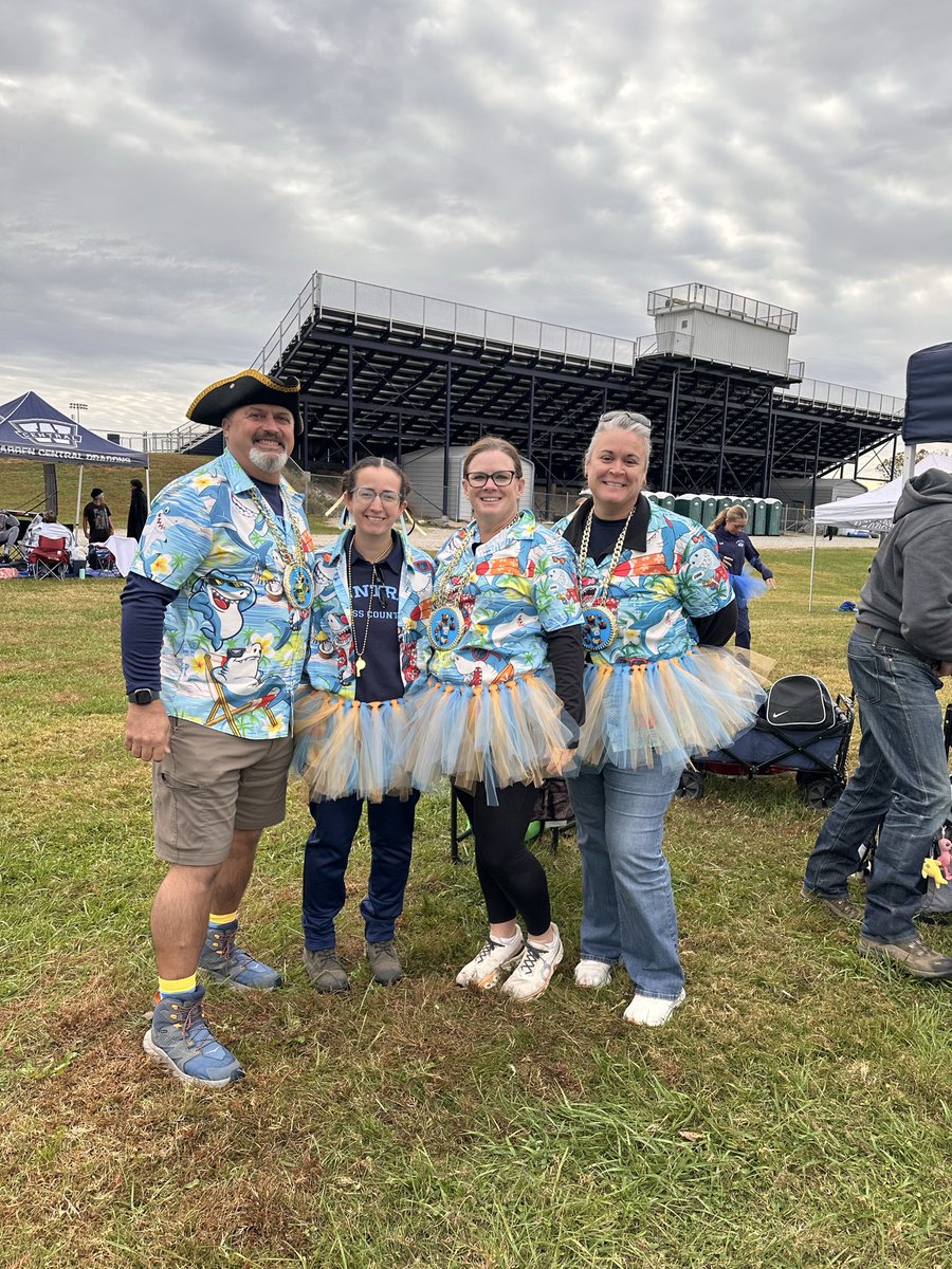 Central Hardin XC tweet media