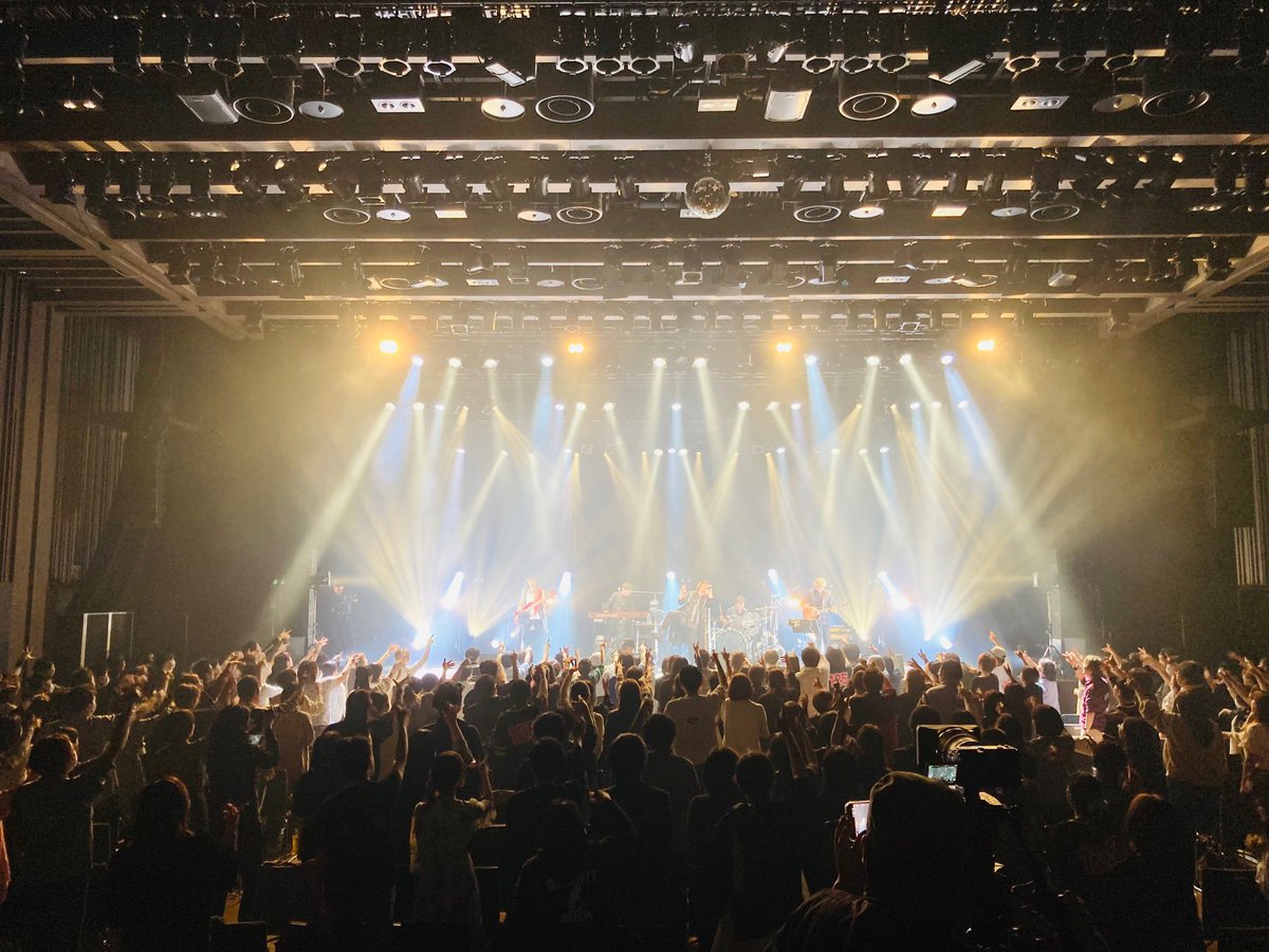 shiinayoshiharu's tweet photo. 椎名慶治 Special Live 2025「WE ARE @LIVE」

日本橋三井ホール

本当にありがとうございました！
多くの方にご来場頂き、めちゃくちゃ嬉しかったです！
楽しんで頂けましたでしょうか？

お力を貸して頂いた各所の方々に本当に感謝です！

引き続き、椎名慶治への応援、よろしくお願い致します。 https://t.co/0RgmATxRLj