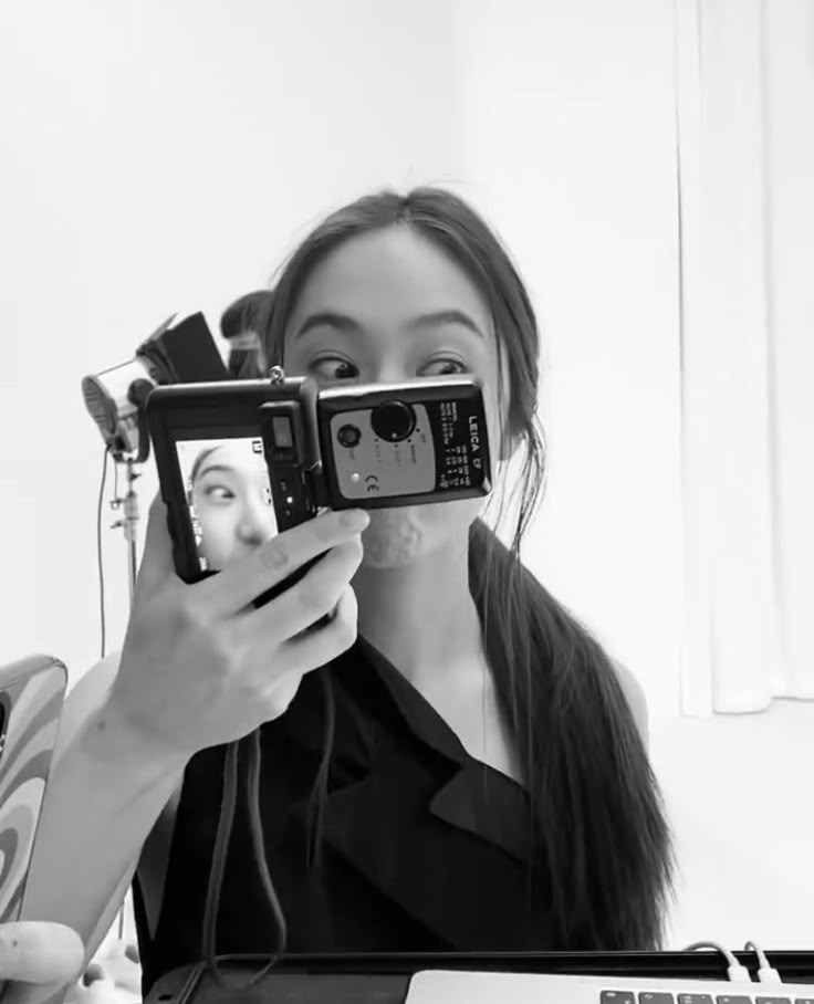 cgarettes's tweet image. Cheers to another year of awesome you! Have a fantastic birthday. All the best to you, always