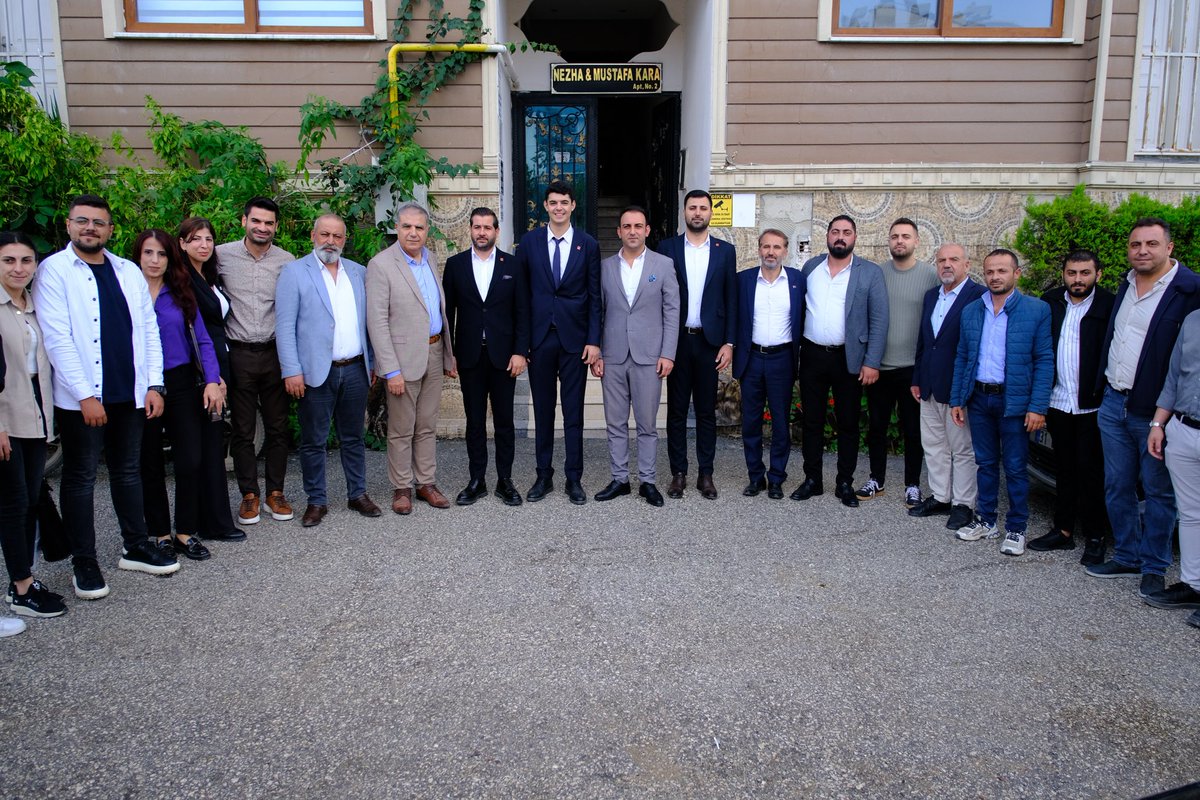 Parti Meclisi Üyemiz, değerli hemşehrimiz Berkay Gezgin’in Hatay İl Başkanlığımıza gerçekleştirdiği ziyarete katıldım.
Cumhuriyet Halk Partimizin örgüt yapısına, birlik ve dayanışma ruhuna katkı sunan bu buluşmada, fikir alışverişinde bulunmaktan memnuniyet duydum.