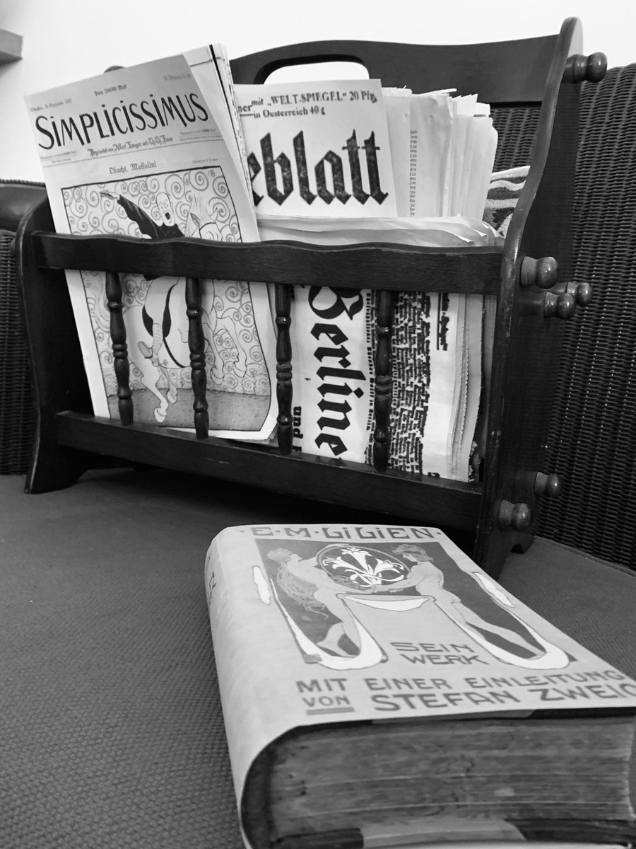 jabberworks's tweet photo. Helping out on a film set today 🎬
#InvisiblePictures @BonehillFilms https://t.co/IFpeBFqtH4