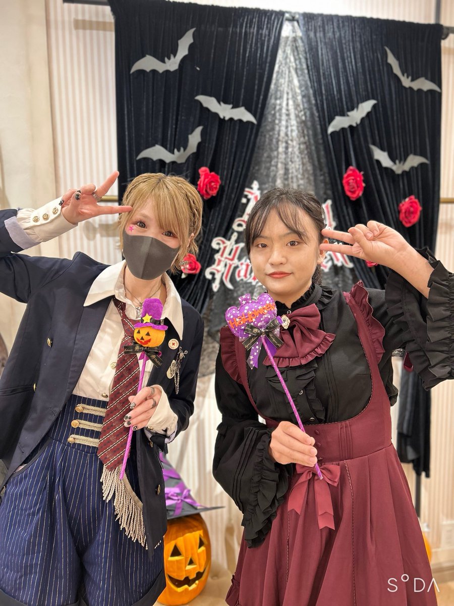 karen_58k's tweet photo. @nabe_Amavel さん
本日は本当にありがとうございました🥰
今年のハロウィンもAmavelで楽しめて、とてもよかったです!
今後もよろしくおねがいします!!
#池べるハロウィン2025
#Amave
#アマベル
#池べる https://t.co/p3YzYOwvE7