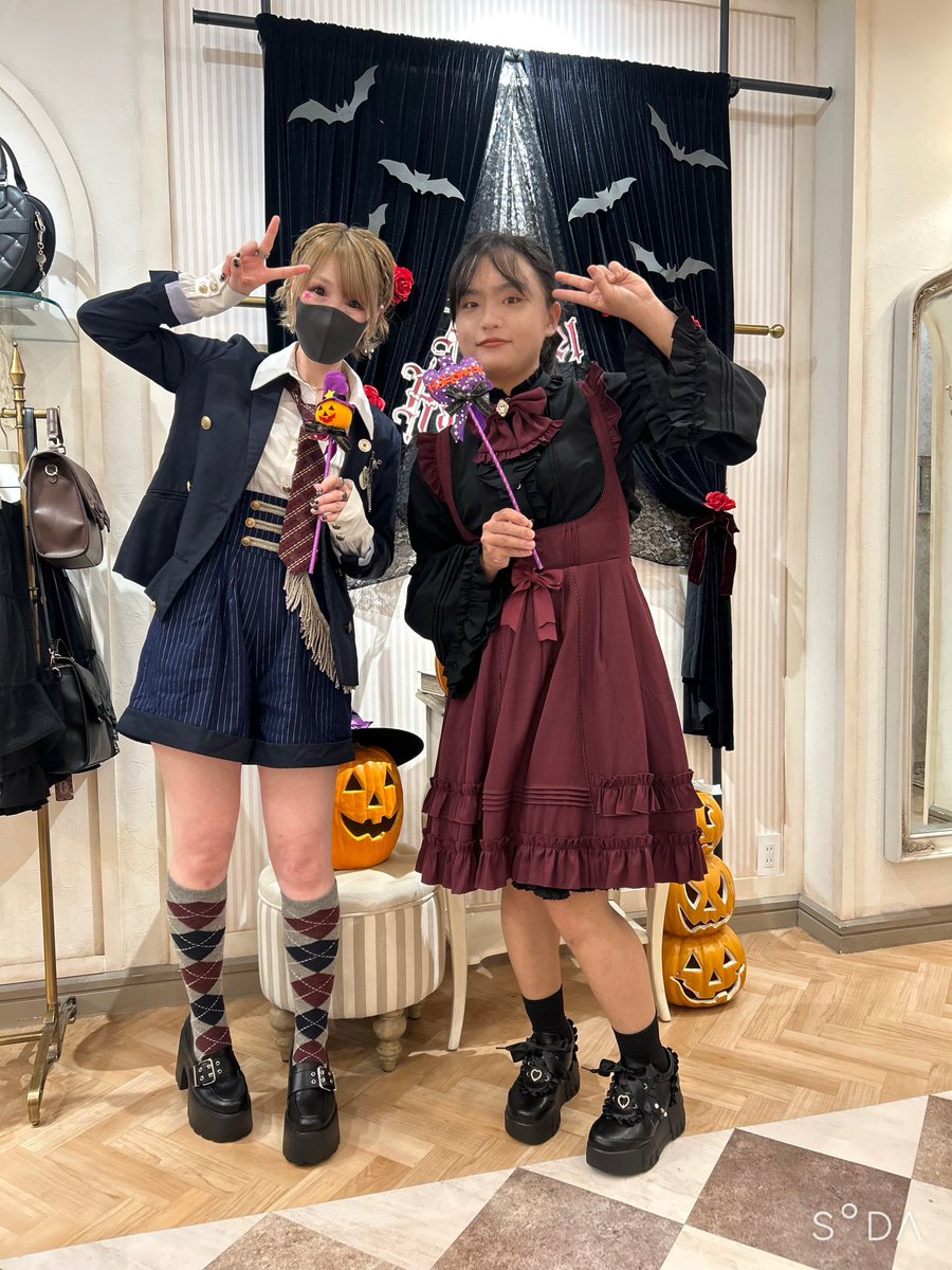 karen_58k's tweet photo. @nabe_Amavel さん
本日は本当にありがとうございました🥰
今年のハロウィンもAmavelで楽しめて、とてもよかったです!
今後もよろしくおねがいします!!
#池べるハロウィン2025
#Amave
#アマベル
#池べる https://t.co/p3YzYOwvE7