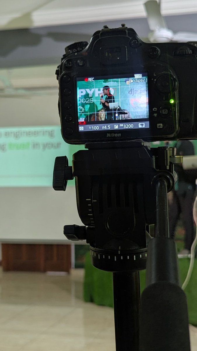PythonHo's tweet image. Data drives decisions. Efficiency powers progress.

At #PyHo2025, @ce_akainettey explains how modern organizations harness data to engineer smarter, faster, and more impactful outcomes.

Because efficiency isn’t accidental - it’s engineered. 🐍

#DataEngineering