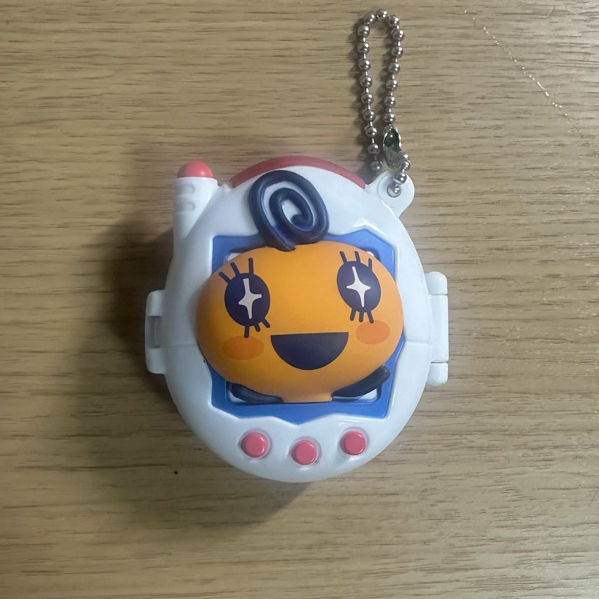 xpdamzt's tweet photo. たまごっち ガチャガチャ
スイングケース 交換 まめっち くちぱっち

譲 めめっち

求 ふらわっち

郵送での交換希望です、気軽にリプライやdmお願い致します(T＿T) https://t.co/hALFZ2hzyt