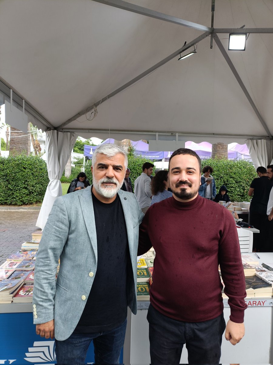 YildirimAli13's tweet photo. @erkangoksu1 hocamla hasbihâl... https://t.co/P5vo59jDBv