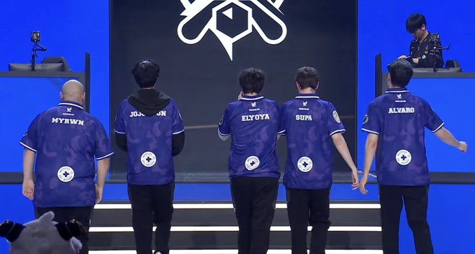 RicardoAIR01's tweet photo. orgulloso siempre de mi equipo 💜 https://t.co/AKcKr9vynC