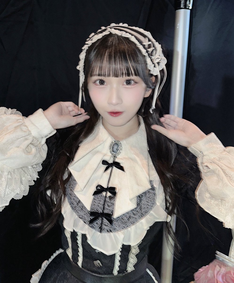 天野香乃愛　直筆　チェキ ≒JOY 天野香乃愛 直筆 生写真 - メルカリ