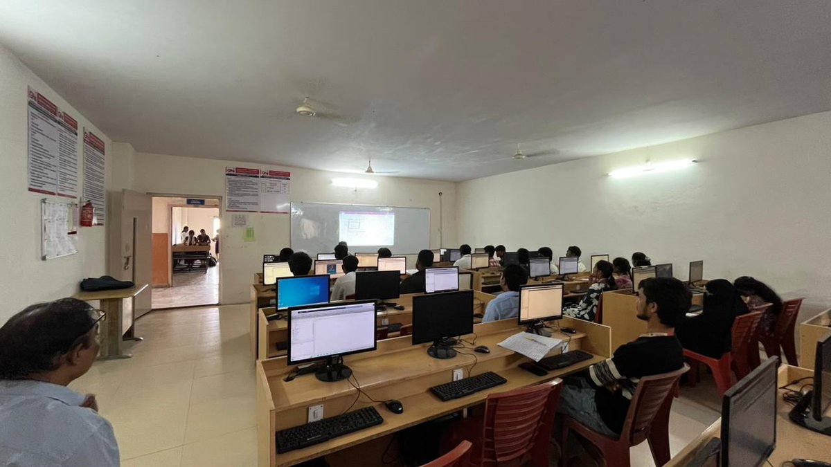 GNInstitutions's tweet image. Dept. of EEE, GNITC, successfully held a hands-on 'MATLAB in EV Technology' workshop on 25 Oct 2025 with Dr. P. Anil Kumar, DRDO. #GNI #EEE #EVTech #DRDO