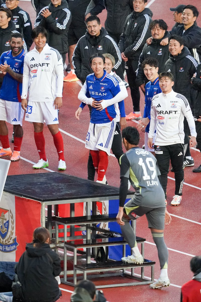 ななな ななな on X