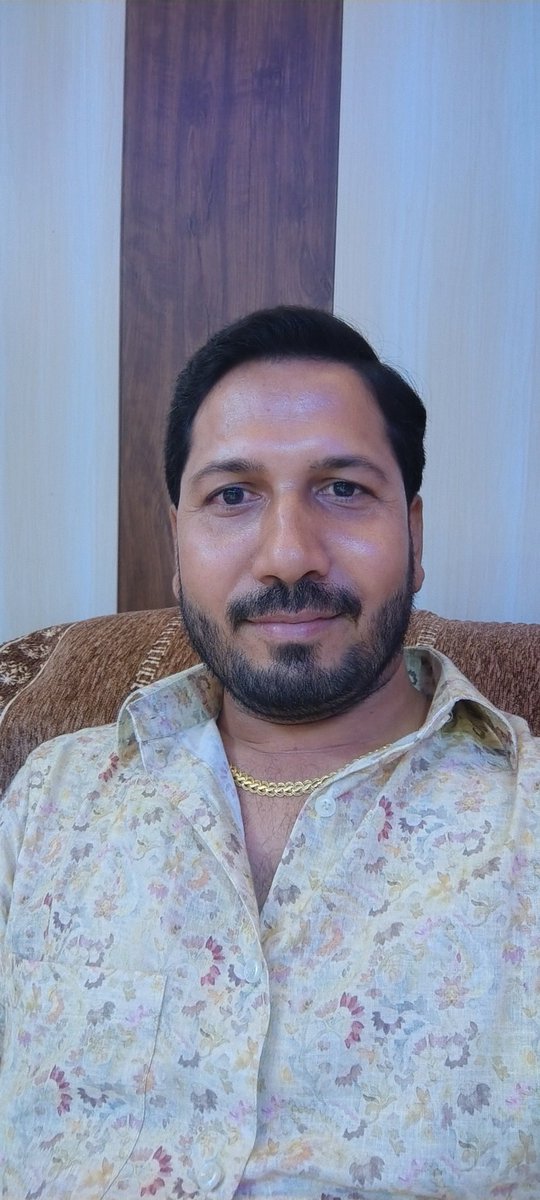 sranvijaysingh's tweet image. नियत  साफ रखो  ऊपरवाला कभी झुकने नहीं 
देगा ना किसी की नज़रों में ना किसी के कदमों में... See more