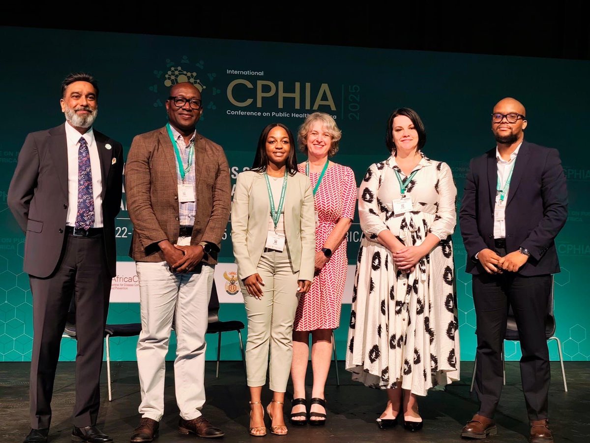etuhole95's tweet photo. Had an incredible experience presenting at the 4th Conference on Public Health in Africa (CPHIA 2025) in Durban, South Africa under the theme “Moving Towards Self-Reliance to Achieve Universal Health Coverage and Health Security in Africa.”

#CPHIA2025 https://t.co/SWvWGAKd0M