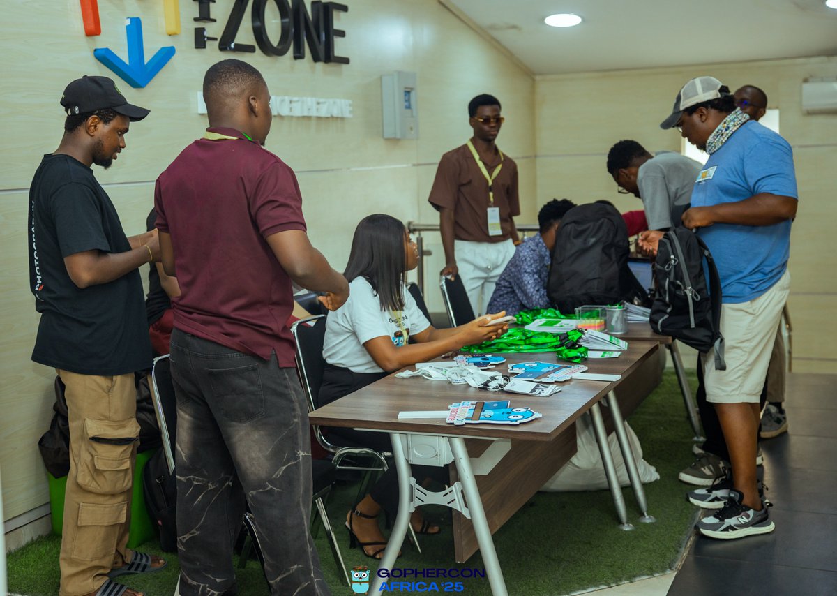 gophers_africa's tweet image. Quick reminder, Gophers! 🐹
As you are rushing in for the morning workshop with Alex Rios, please remember to pick up your conference tag at the checkin desk. 🎟️
Let’s keep things organized while we keep learning! 🚀
#GopherConAfrica #GoLang #Community #GopherConAfrica2025 #gca25