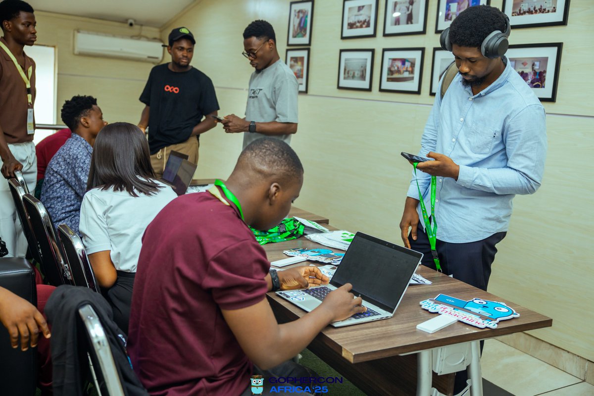 gophers_africa's tweet image. Quick reminder, Gophers! 🐹
As you are rushing in for the morning workshop with Alex Rios, please remember to pick up your conference tag at the checkin desk. 🎟️
Let’s keep things organized while we keep learning! 🚀
#GopherConAfrica #GoLang #Community #GopherConAfrica2025 #gca25
