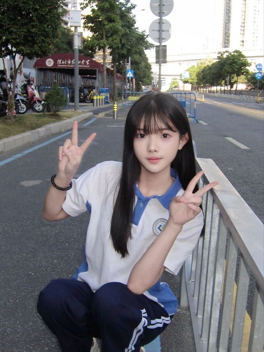 处女 ，百分百真处女！真实学生！可接受各种验证！可空降全国！
#处女
#学生
#萝莉
#舞蹈生
在校学生全国各地都有百分百真实，经过验证可才放进频道，具体详细进飞机频道了解，百分百最真实的处女，在校学生（可验证）t.me/Xiao188199