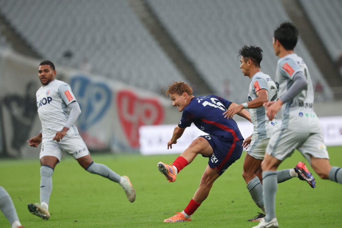 🔵🎊VICTORY AUCTION🎊🔴 本日試合に勝利したため、VICTORY AUCTIONを