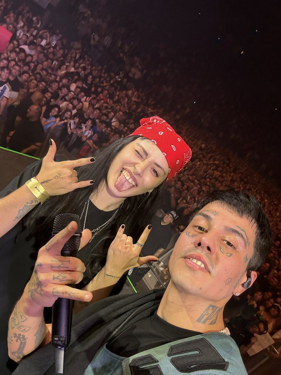 naroyitt's tweet photo. El mejor día de toda mi vida. Muchísimas gracias  @DukiSSJ te adoro😭❤️‍🩹 y gracias a todas esas personitas que estabais en el concierto, os llevo en el cora🫶 https://t.co/JT6eQVUmO0
