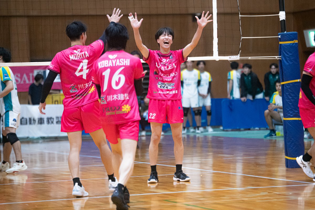 yu____i7's tweet photo. バレーボールの撮り方忘れた🏐アザレアさんホーム開幕戦おじゃましました🏠🌺 https://t.co/baKar5Jv83