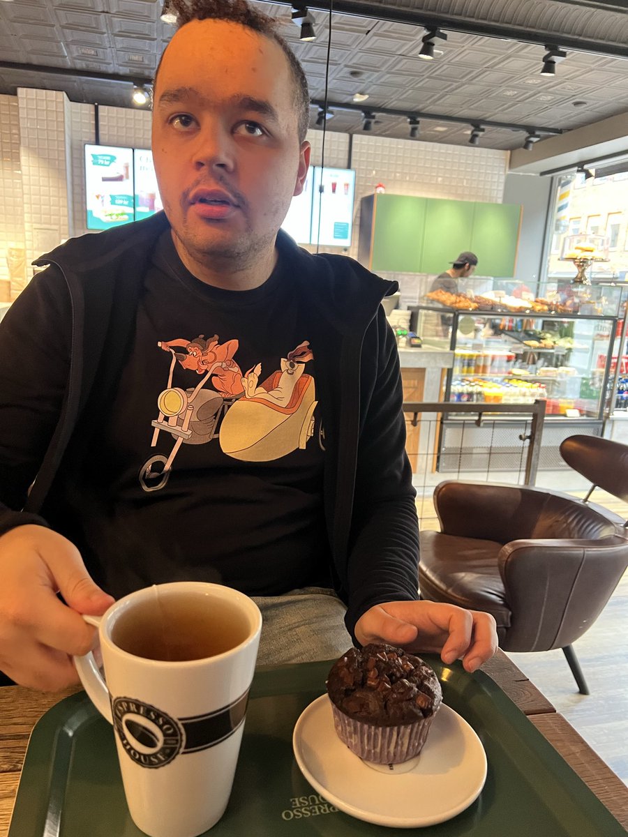 makibi cronstrand tweet media