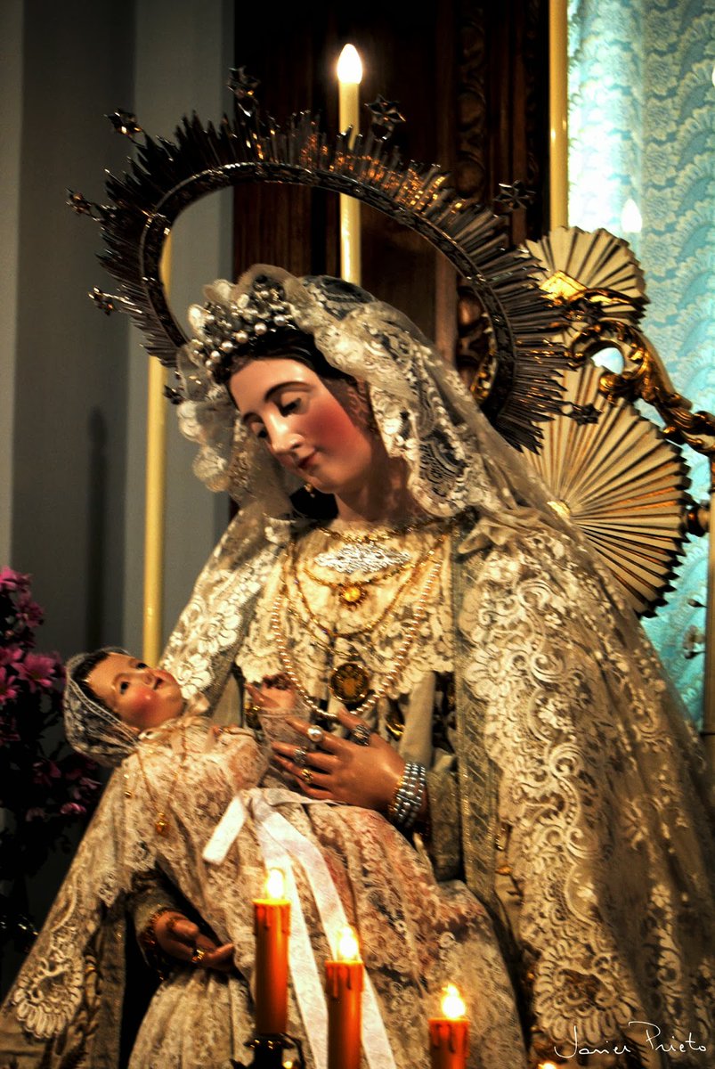 #Ángelus 
"El ángel del Señor anunció a María"
Ntra. Sra. de la Divina Providencia, Madrid (España)
