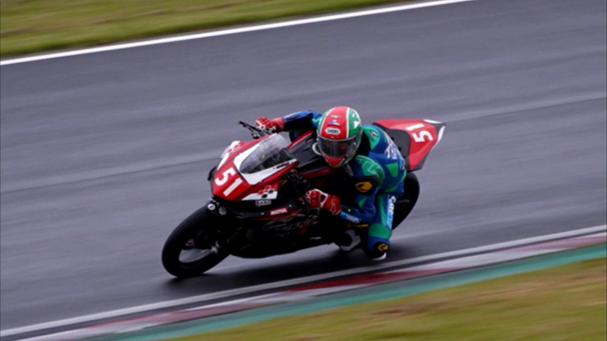 kohey390's tweet photo. ■JP250　予選/決勝
サンデーライダーということで無条件に応援してました📣
お疲れ様でした🙌
#岩田凌吾 選手
#TechnicalGaragePLUSMOTO
#全日本ロードレース
#MFJグランプリ
#鈴鹿サーキット https://t.co/QGI4sVTPSg
